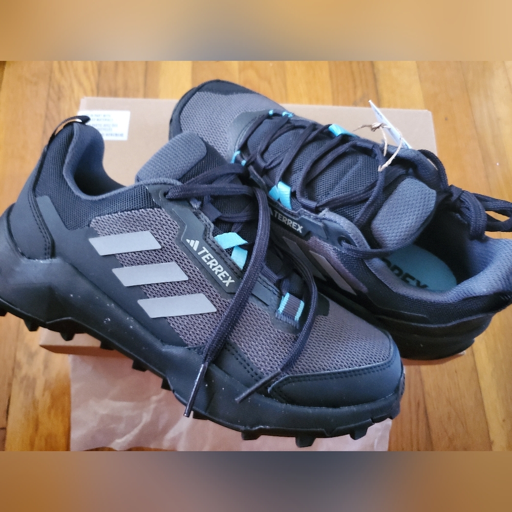 Adidas Terrex AX4 Wonen's Hiking Shoes, Size: 6.5